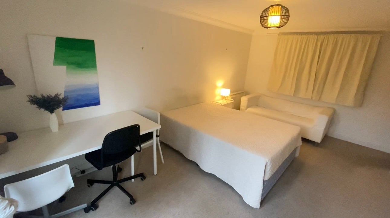 Room Regency Street in City of Westminster