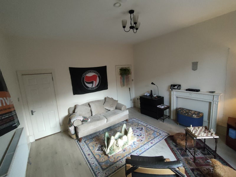 Room Willowbank Crescent in Glasgow
