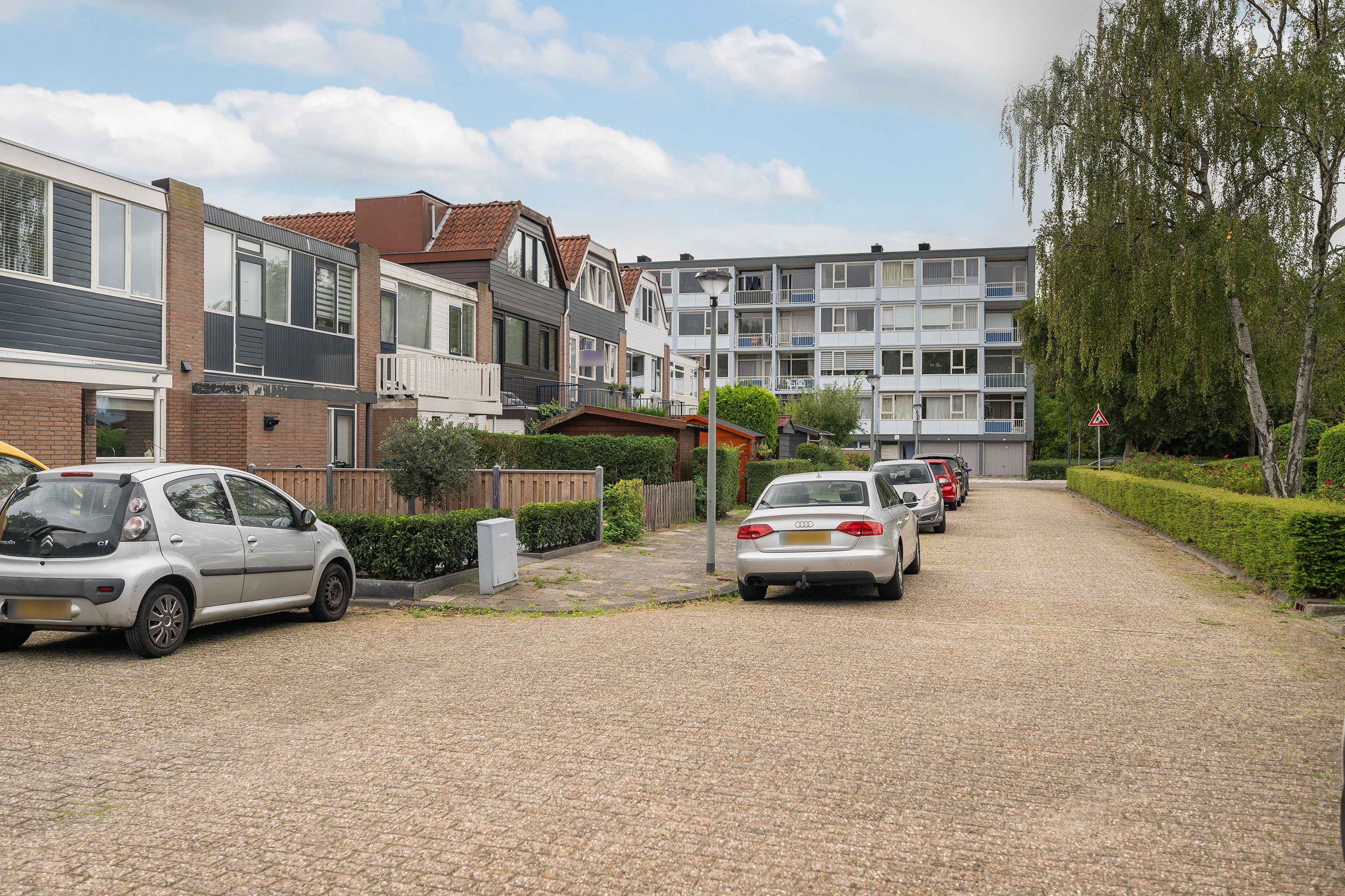 Tussenwoning te koop: Ripperdastraat 14, Vlaardingen