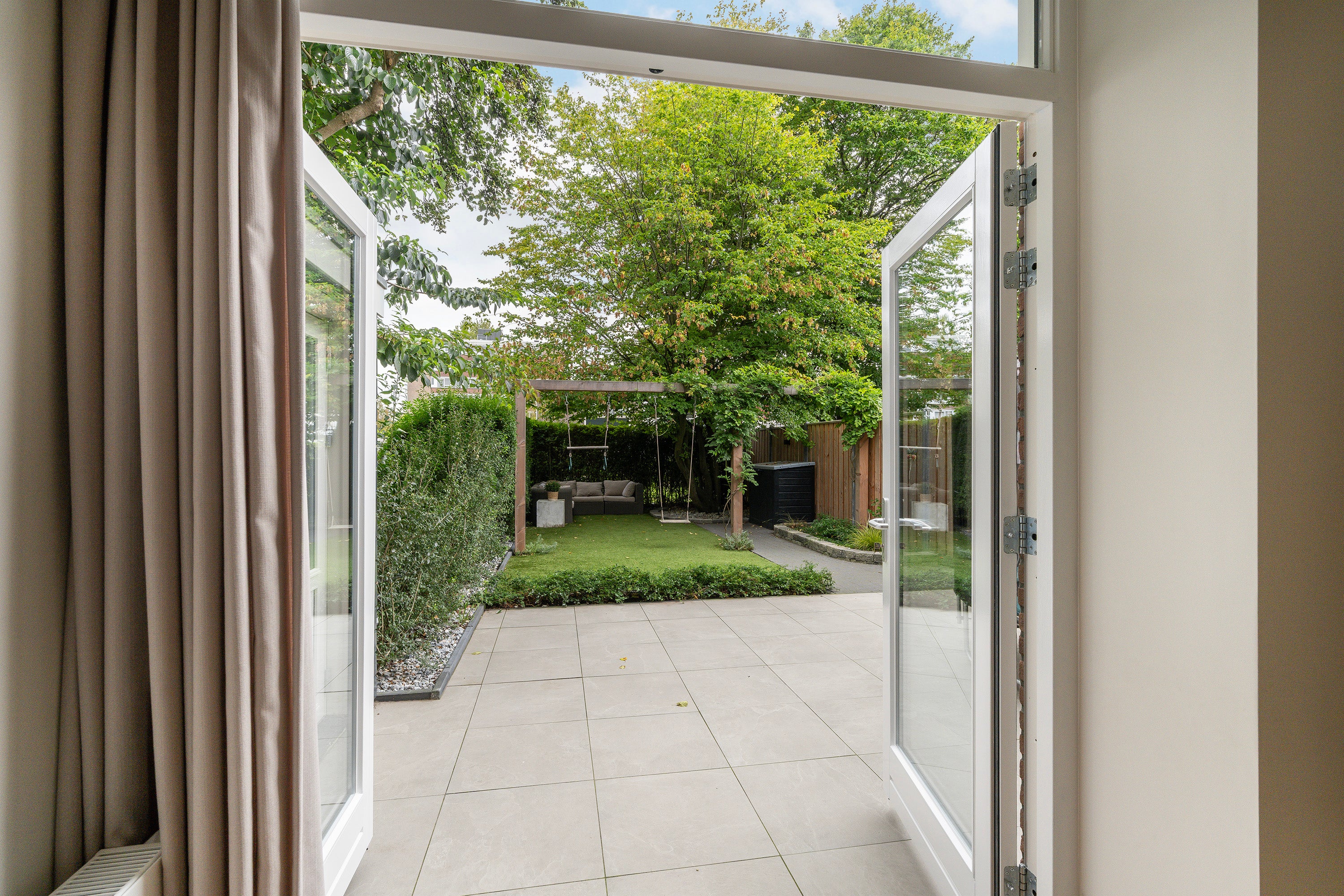 Tussenwoning te koop: Ripperdastraat 14, Vlaardingen