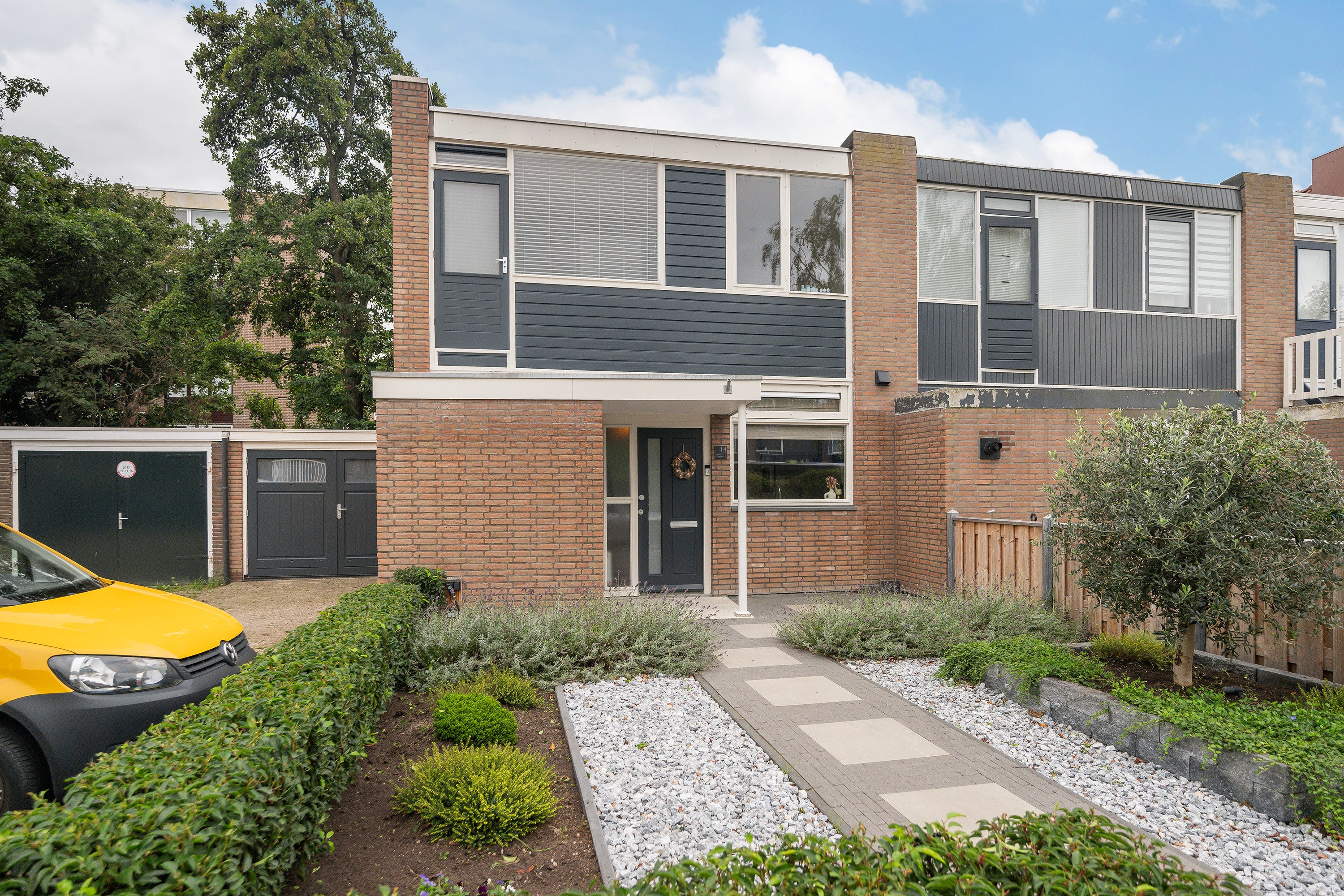 Tussenwoning te koop: Ripperdastraat 14, Vlaardingen