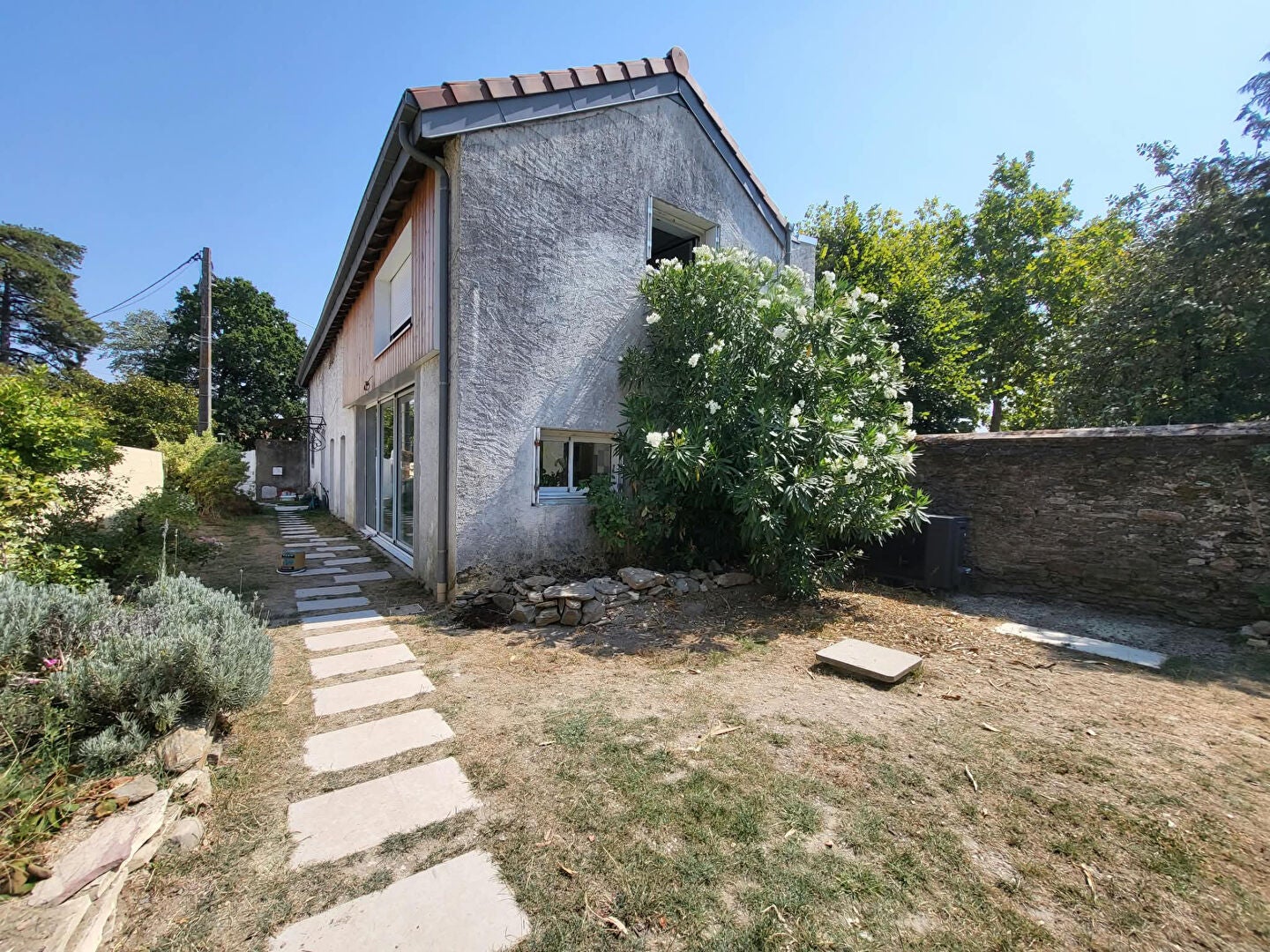 House Rue Missak Manouchian in Saint-Sébastien-sur-Loire