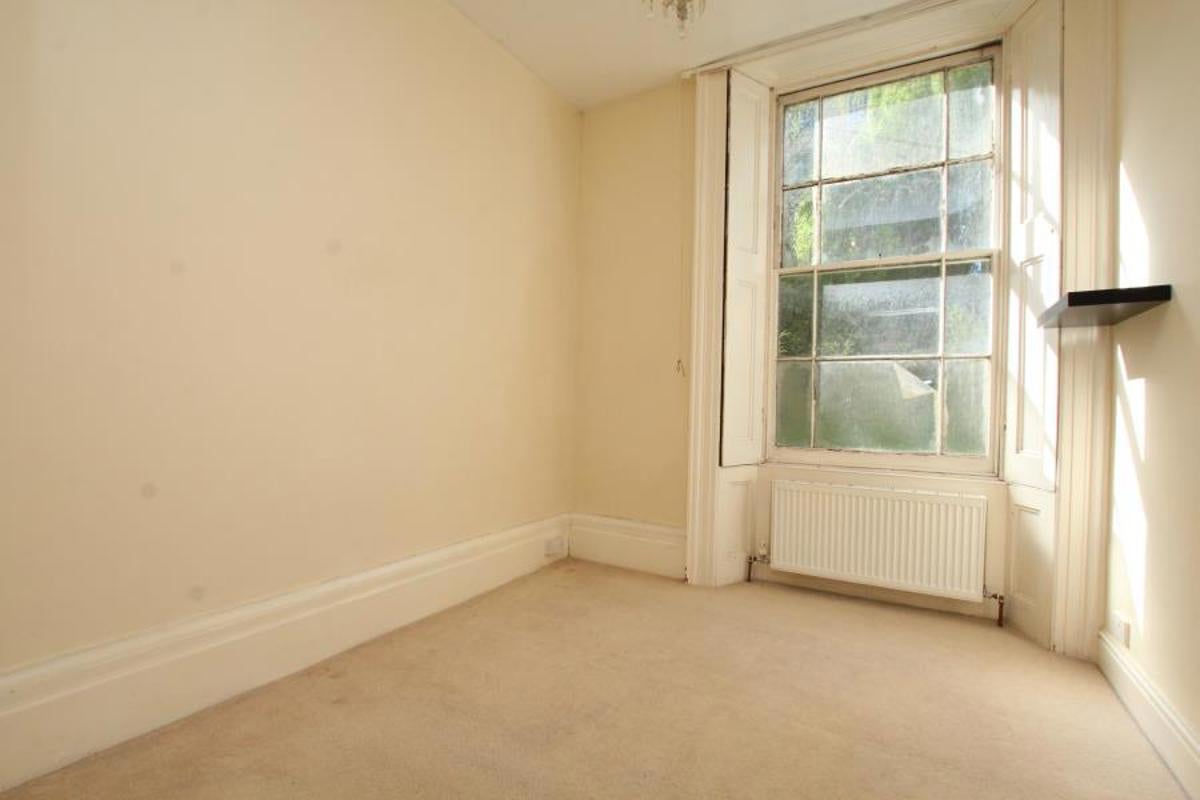Flat Cotham Brow in Bristol