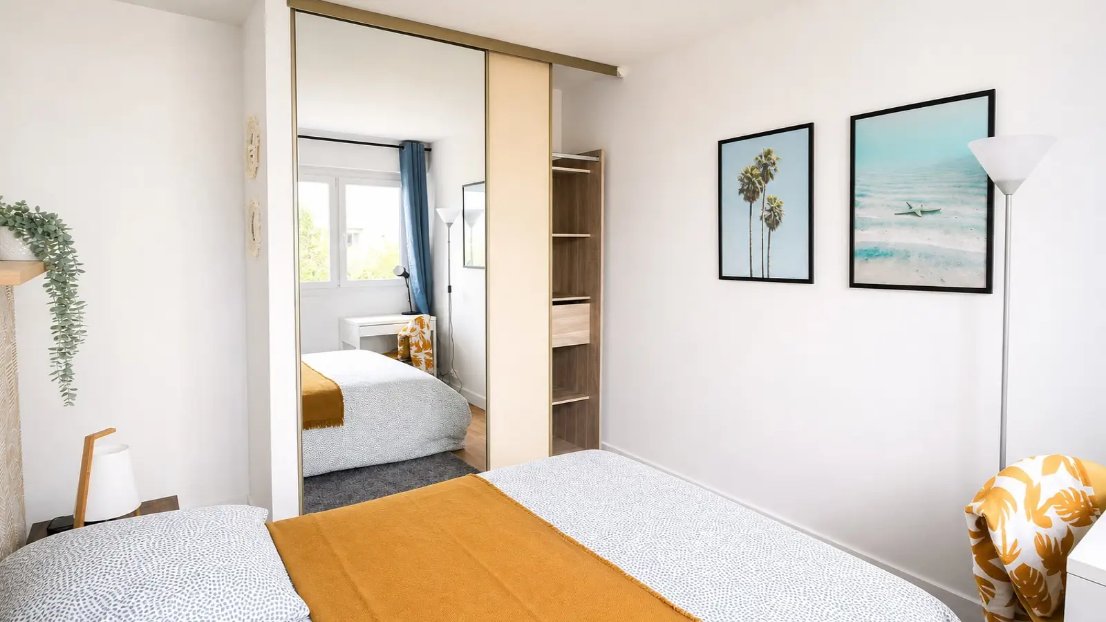 Room Rue d'Alsace in Levallois-Perret