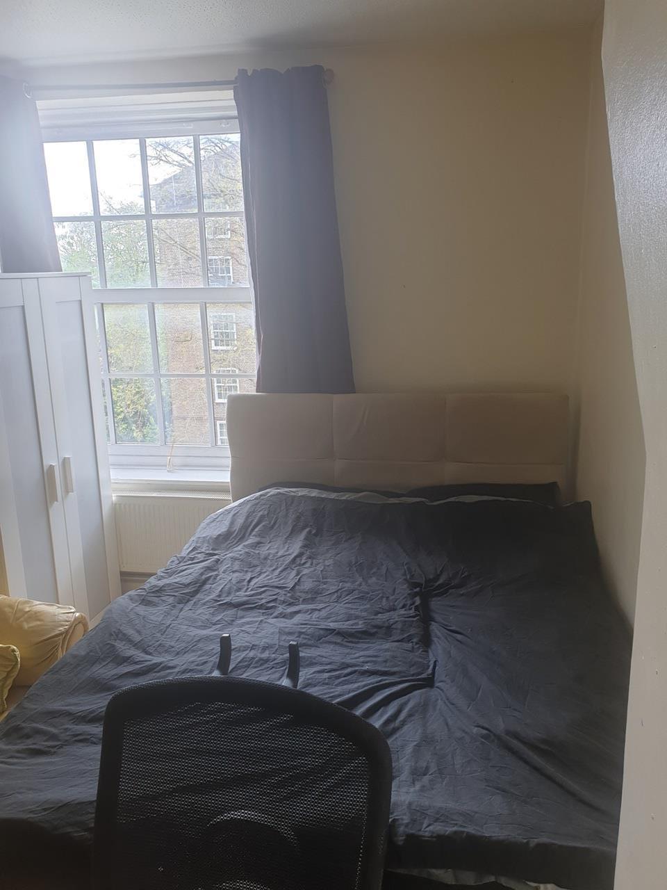 Room Stewarts Road in Greater London