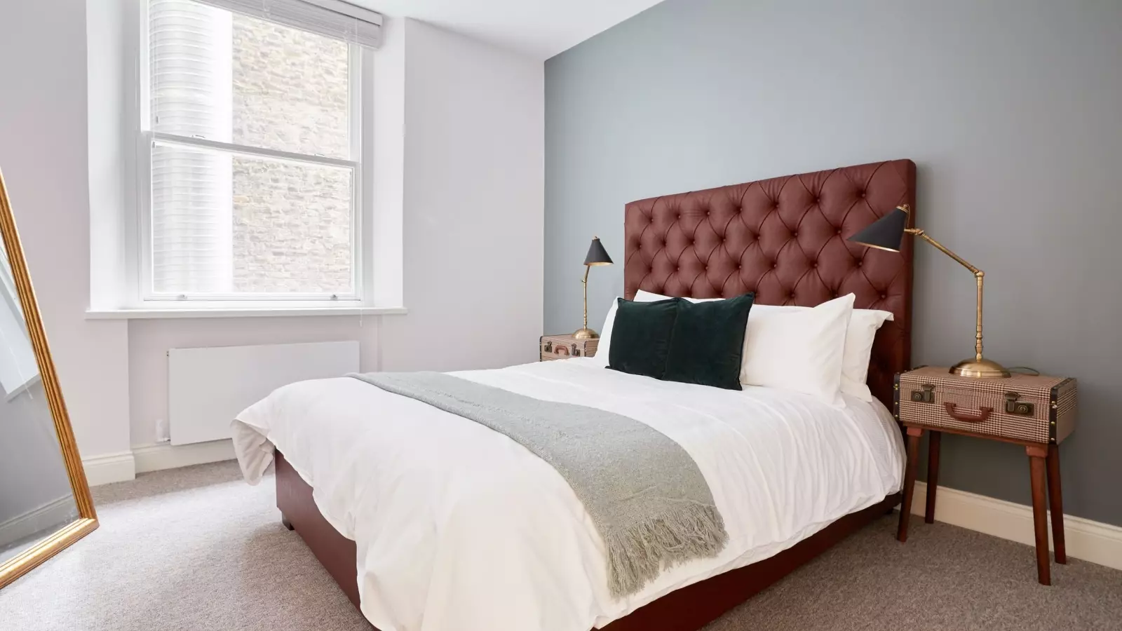Flat Bloomsbury Way in Greater London