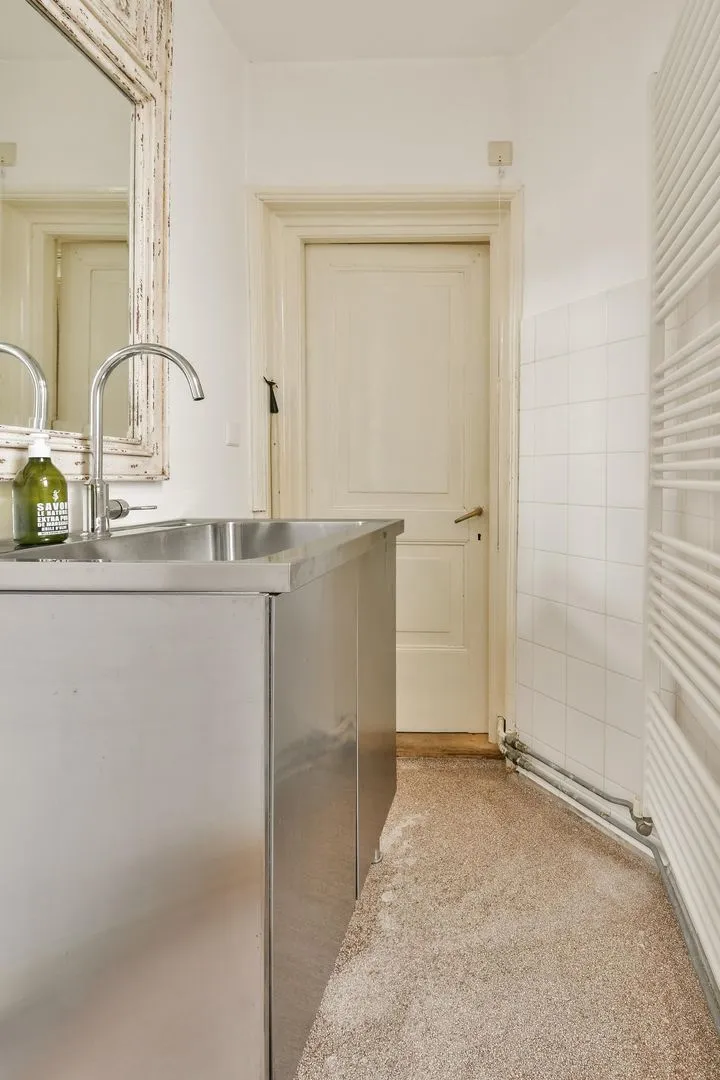 Tussenwoning te koop: Singel 145, Amsterdam