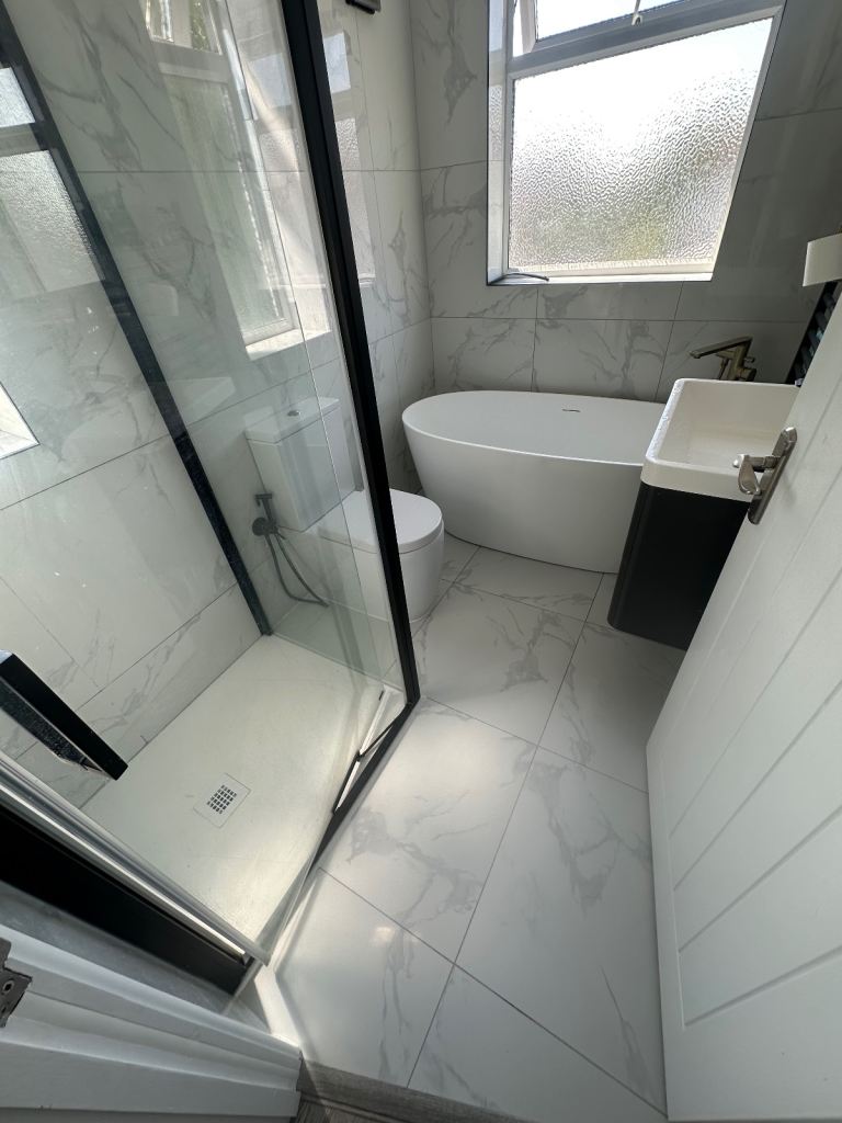 Room Waltham Way in Greater London