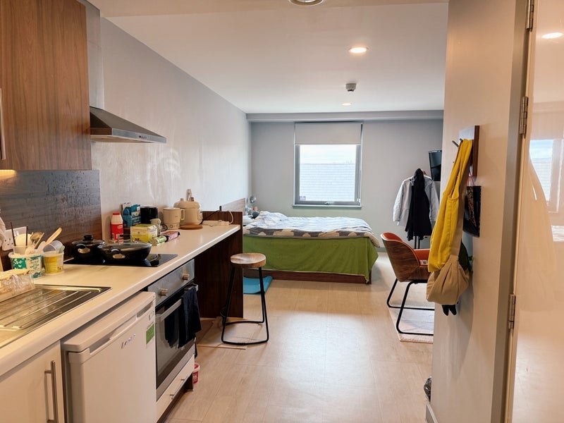 Room Castlebank Street in Glasgow
