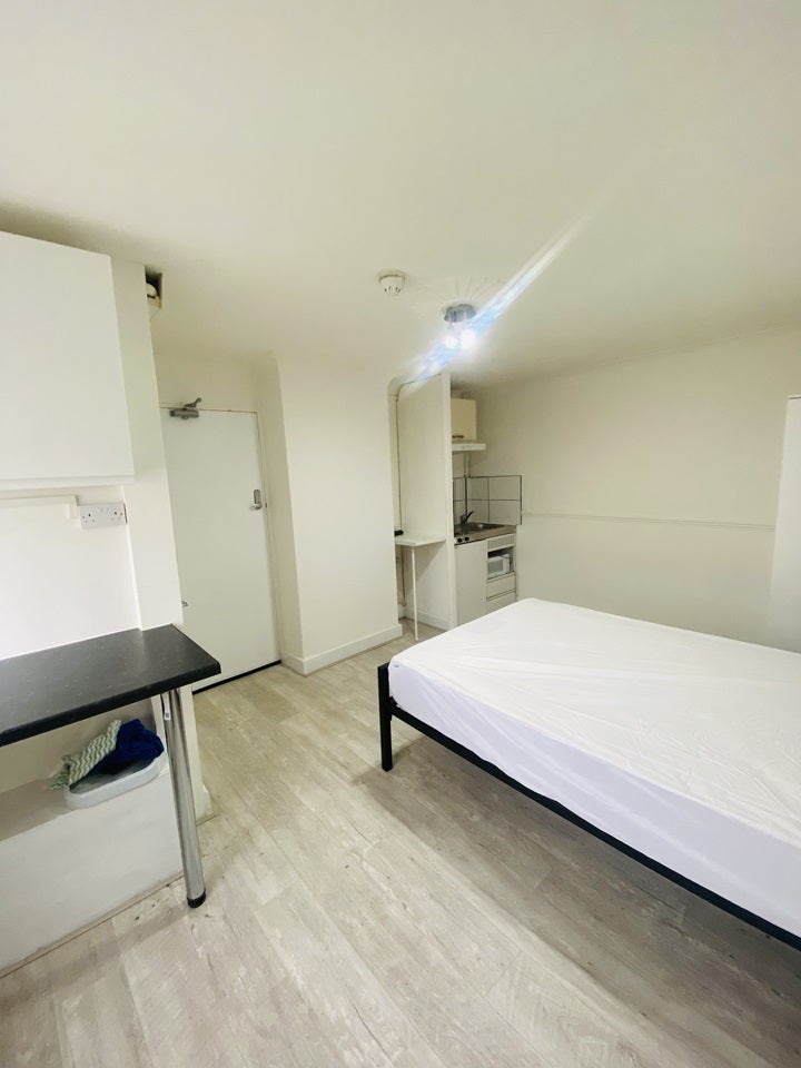 Flat Beale Close in Stevenage