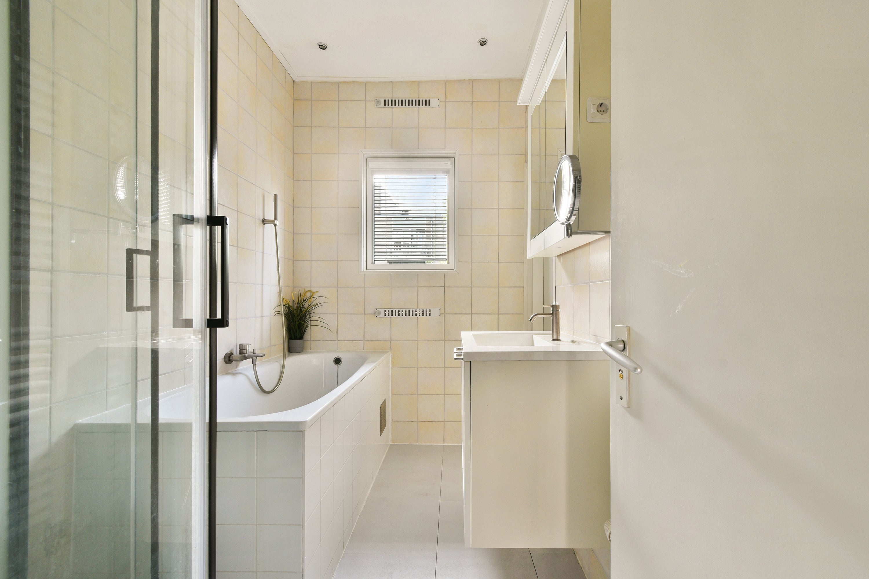 Appartement te koop: Beukelsweg 54B, Rotterdam