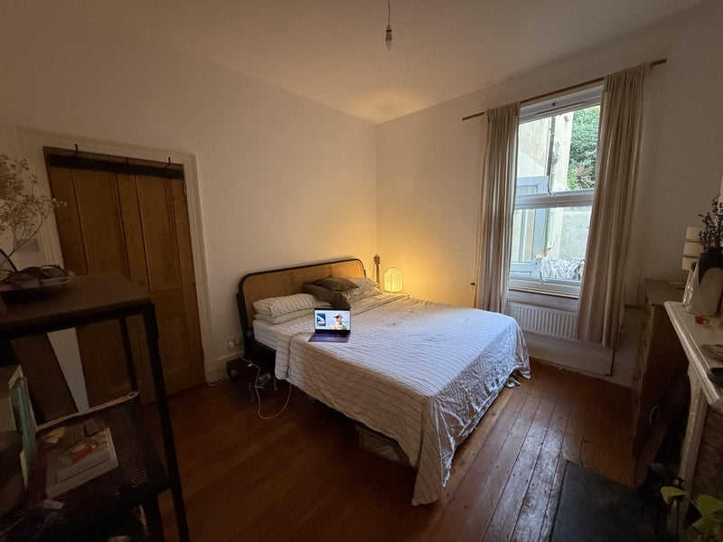 Room Vartry Road in Greater London
