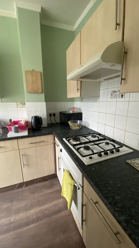 Room Croydon Road in Caterham