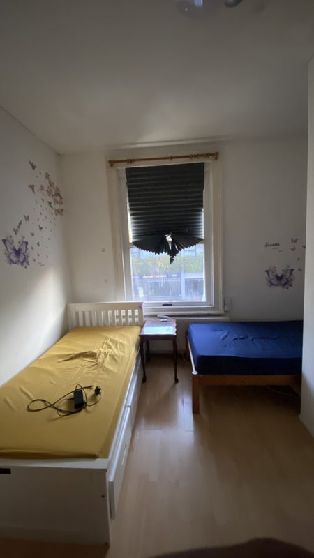 Room Croydon Road in Caterham