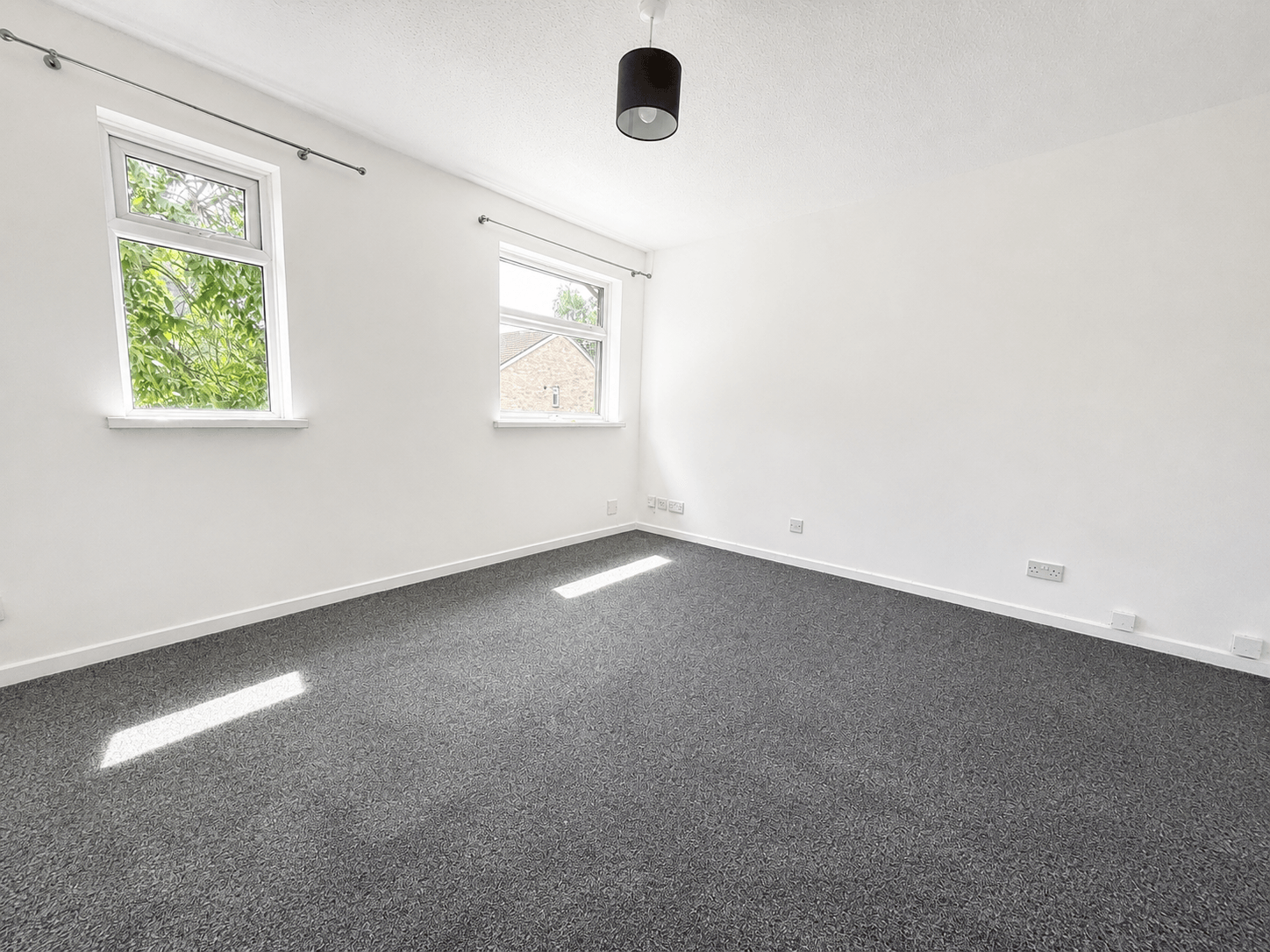Flat Cornish Close in Cardiff