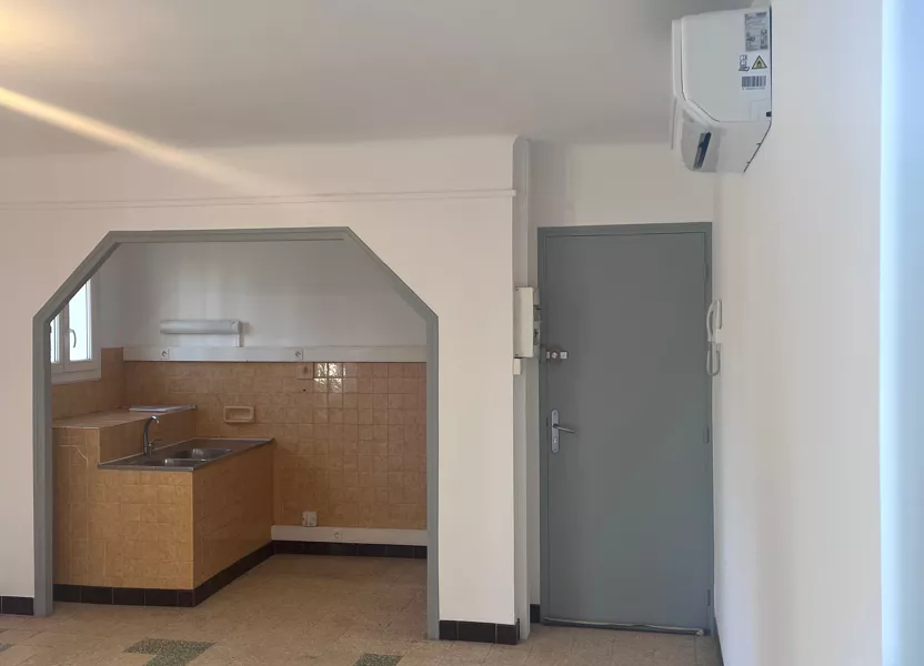 Flat Chemin des Colonnes in Riez
