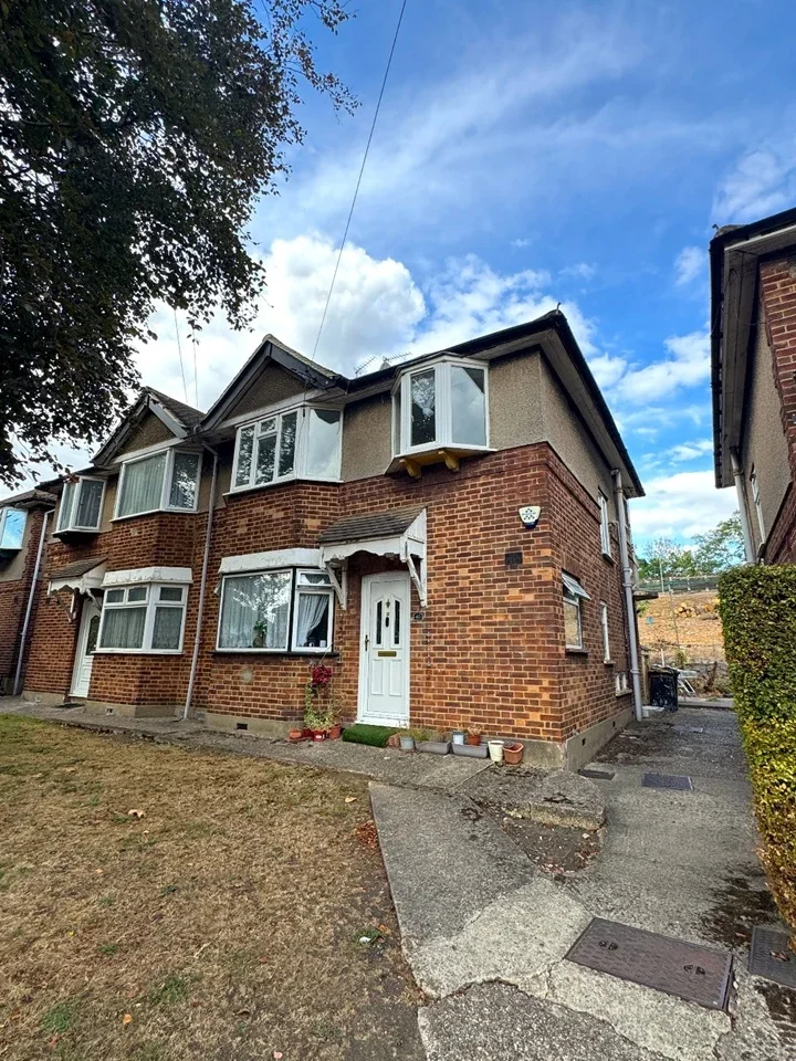 Flat Lowther Road in Greater London