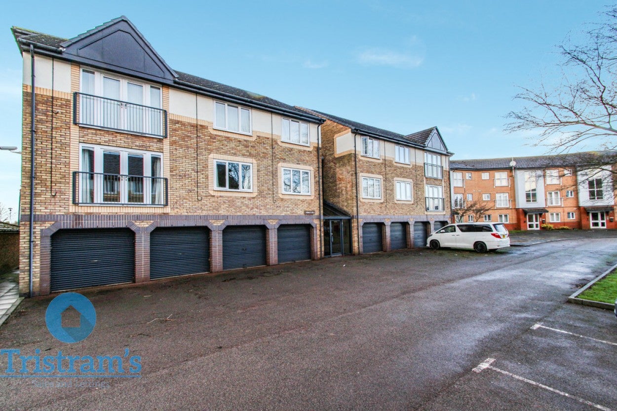 House Southmead Way in Derby