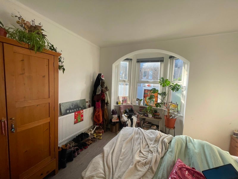 Room Gladesmore Road in Greater London