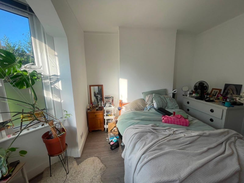 Room Gladesmore Road in Greater London