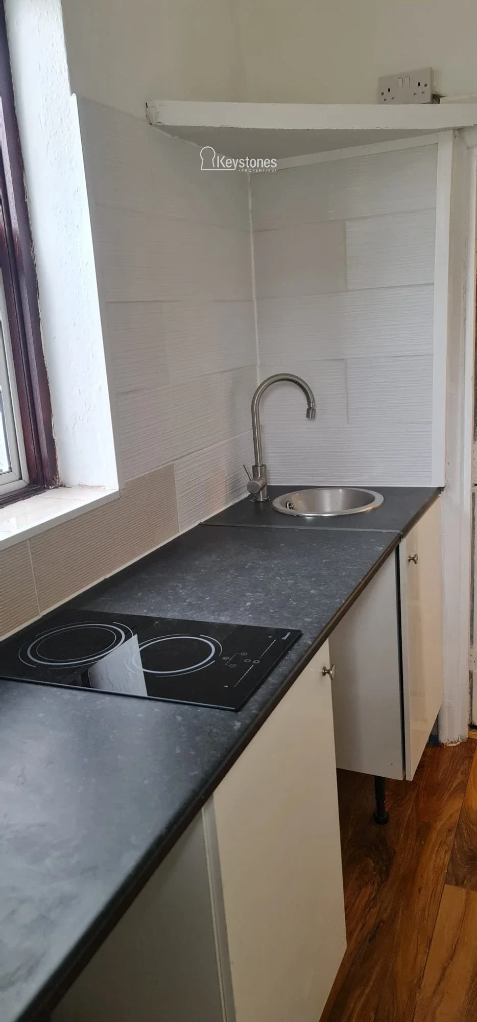 Flat Burdett Road in London