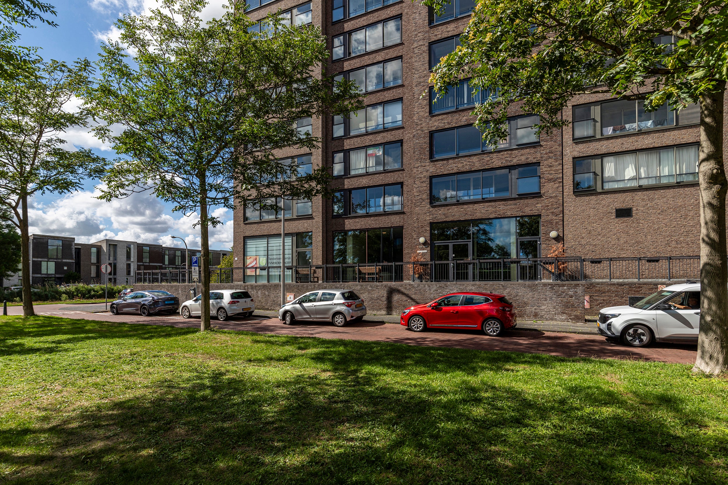 Appartement Weidevogellaan 152 in Den Haag