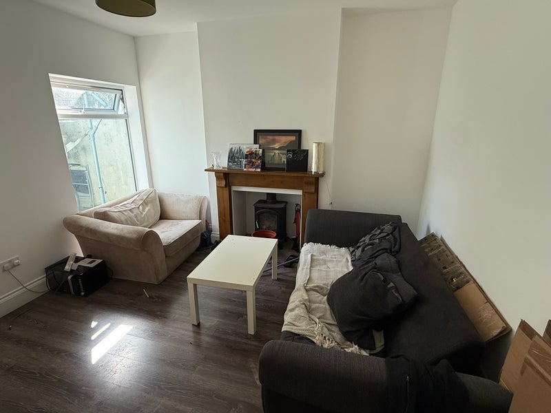 Room Gilbert Road in Bristol