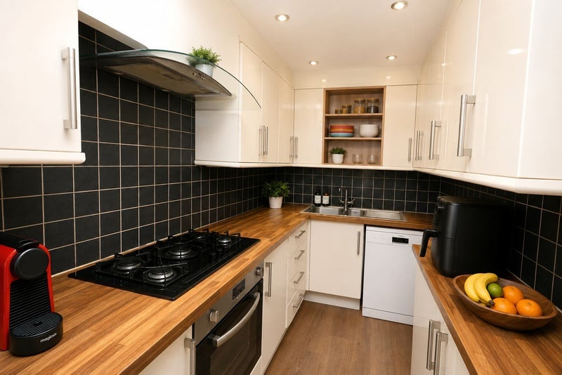 Flat Leabank View in Greater London