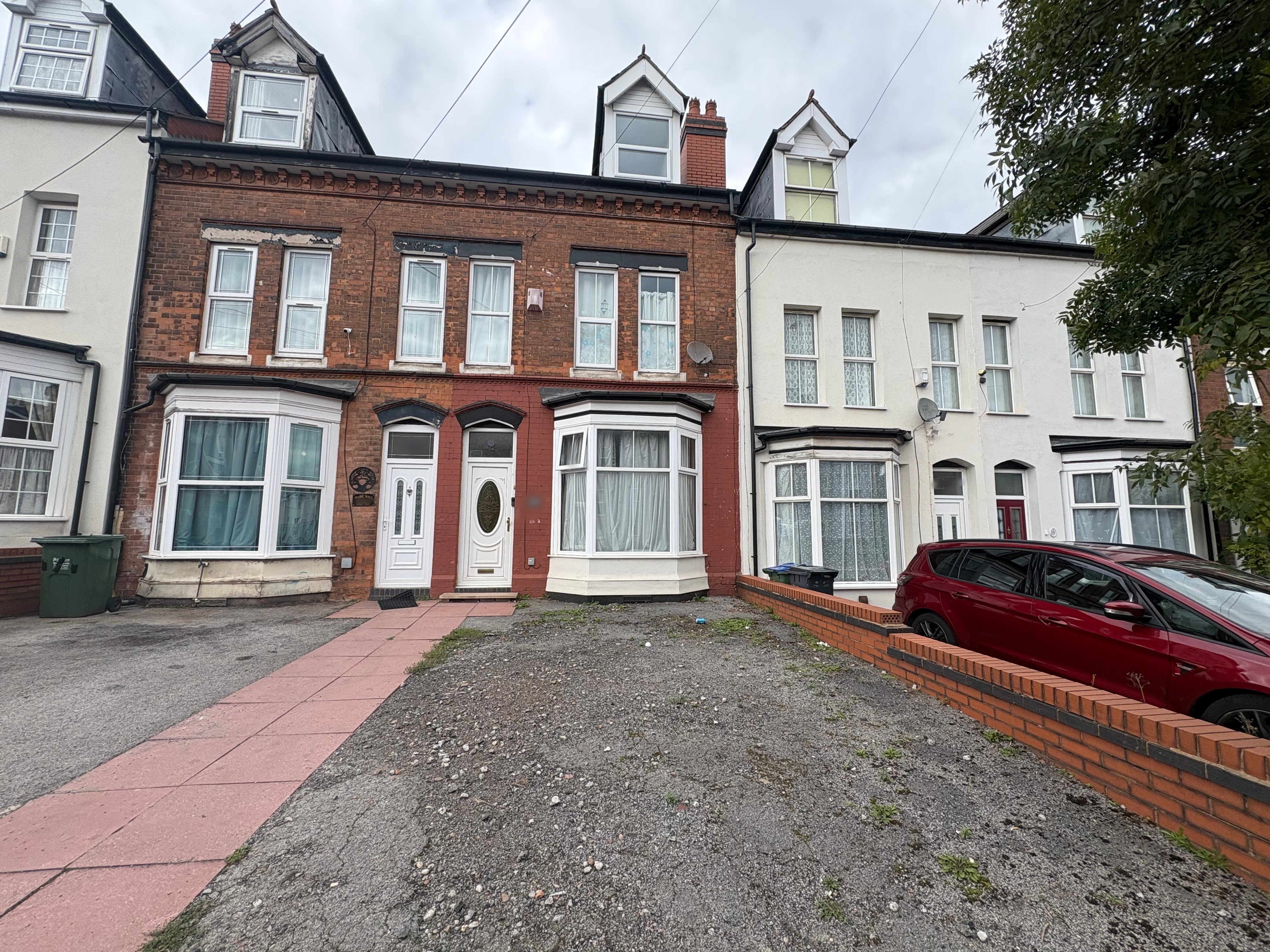 House Cape Hill in Sandwell