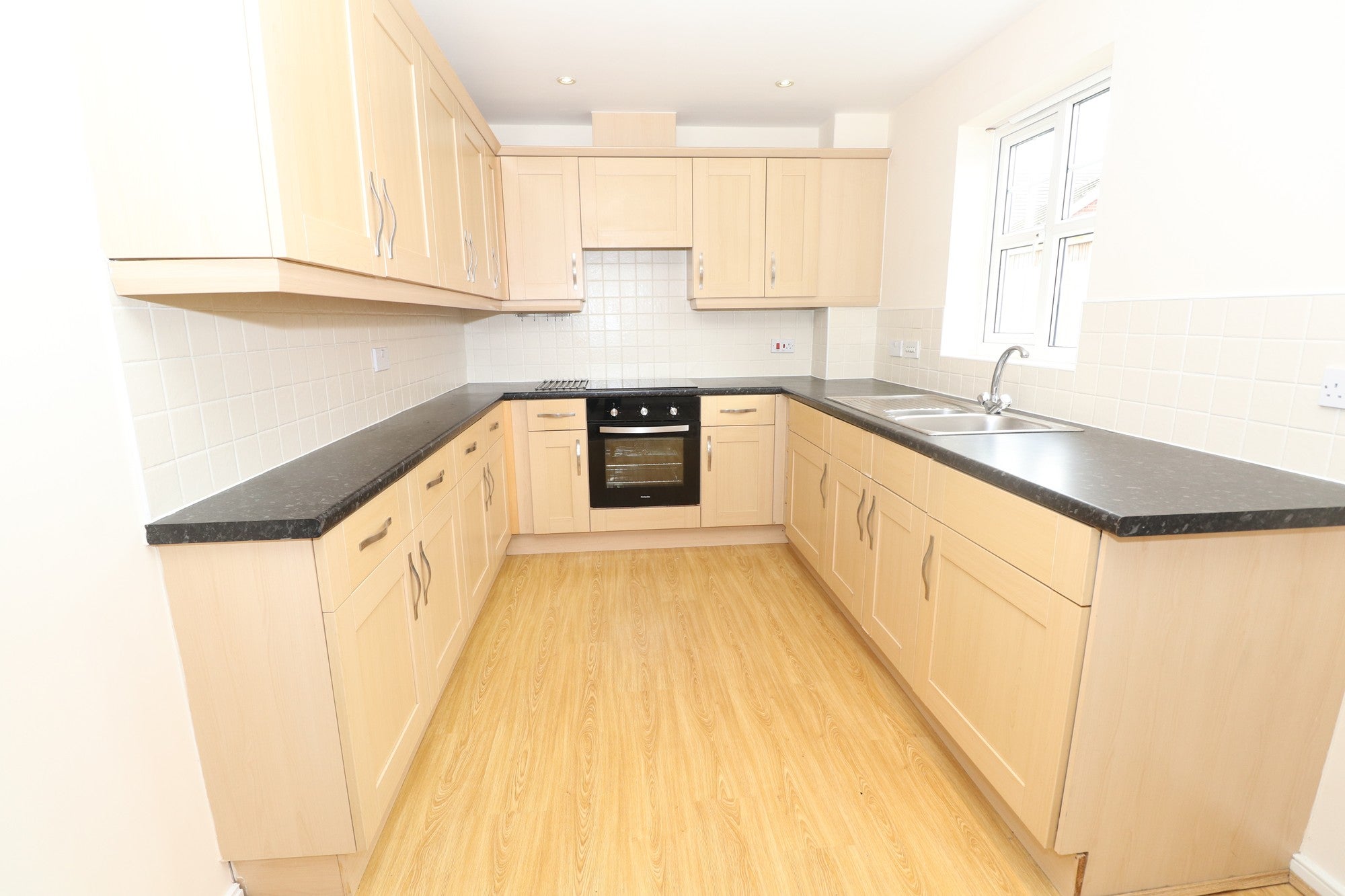 Flat Sherbourne Avenue in Chester