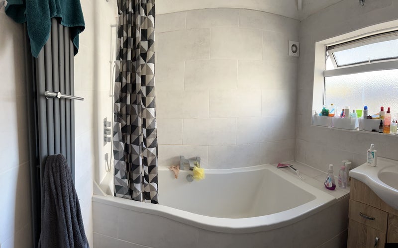 Room Landseer Avenue in Bristol