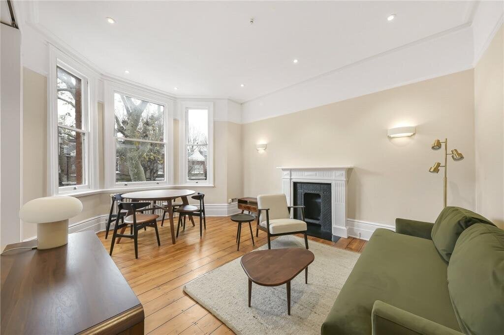 Flat Randolph Avenue in City of Westminster