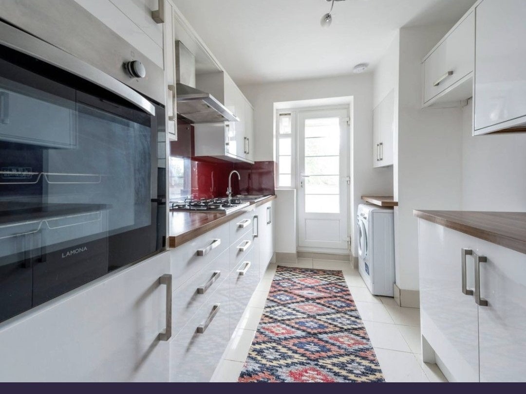 Flat London Road in Greater London