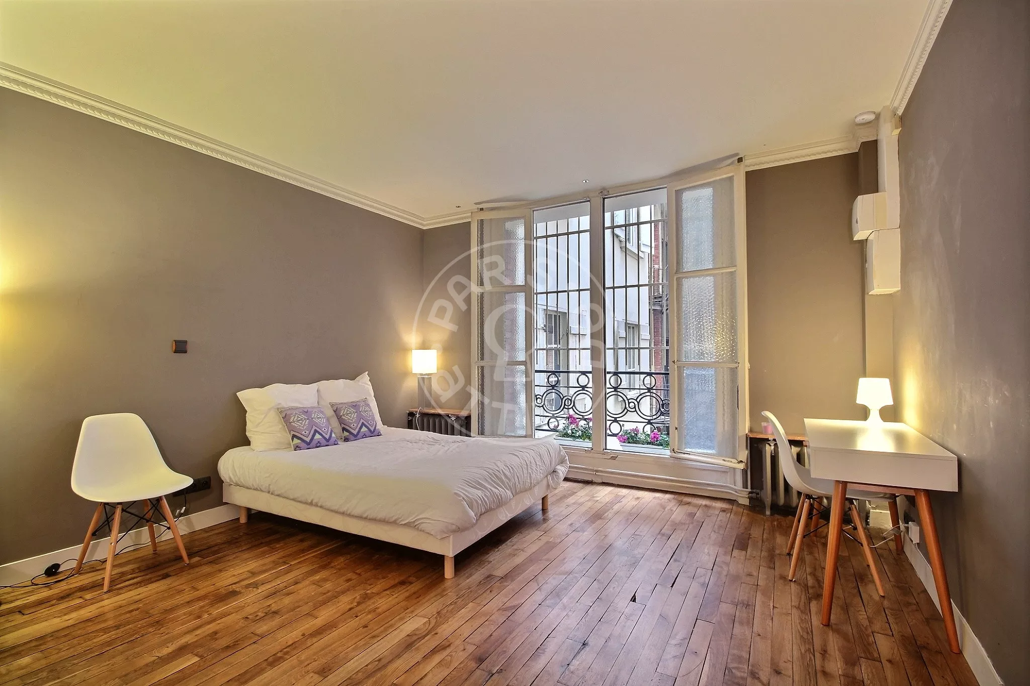 Flat Rue des Marronniers in Paris