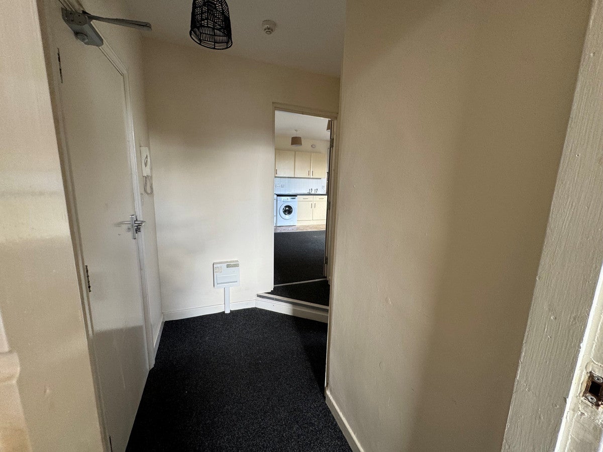 Flat Saint Albans Road in Bristol