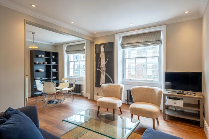 Flat Ebury Street in City of Westminster
