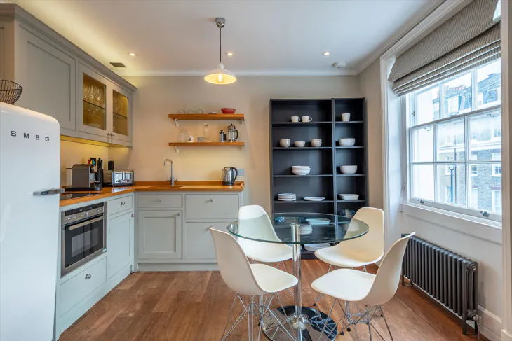 Flat Ebury Street in City of Westminster