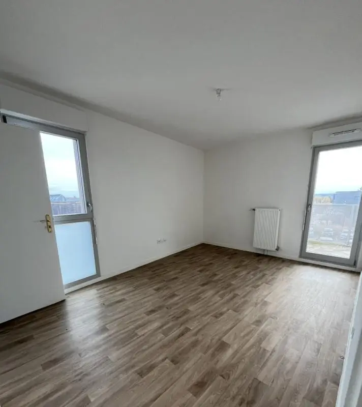 Flat Rue de la Butte Bellevue in Bruyères-le-Châtel