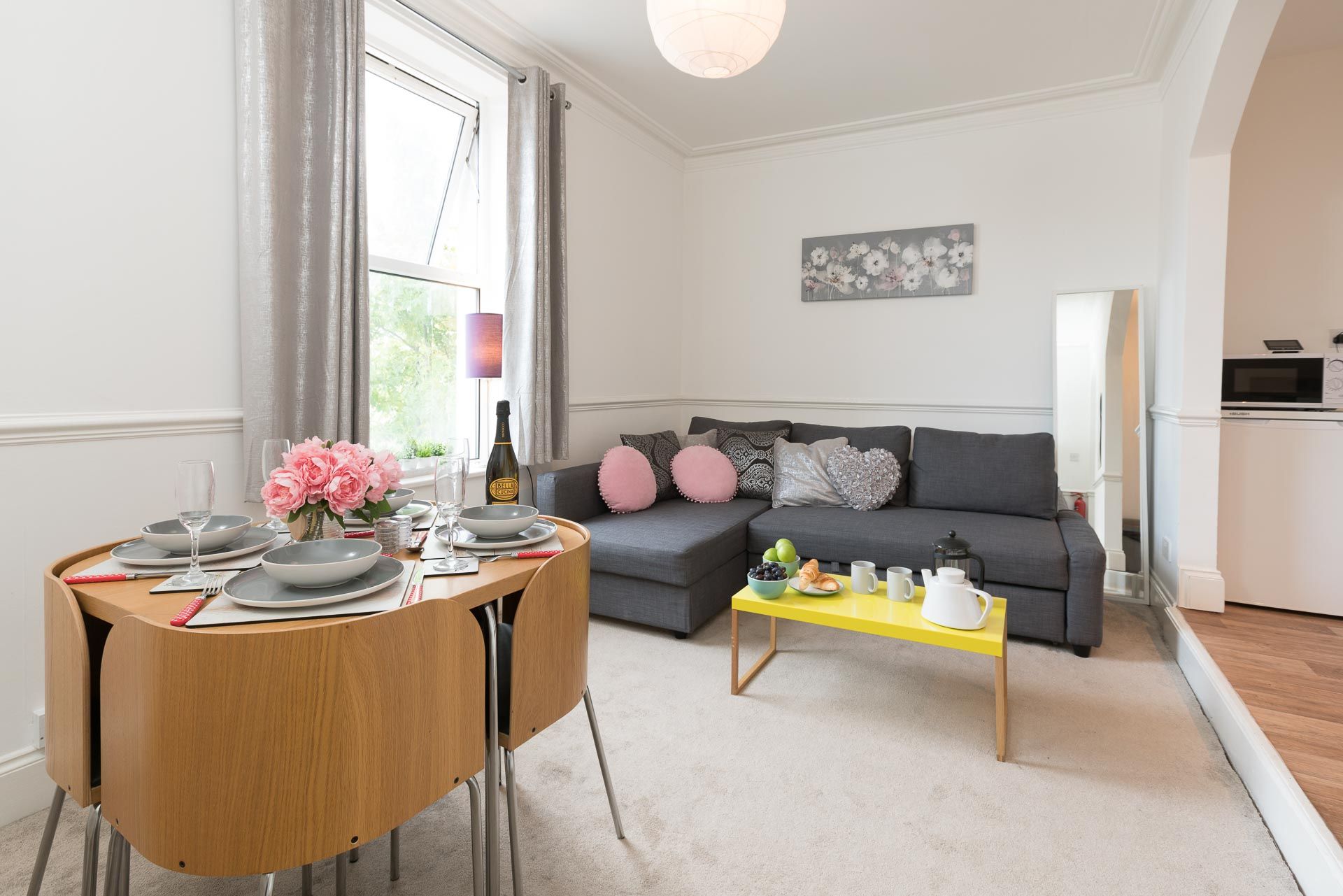Flat Saint Nicholas Road in Bristol