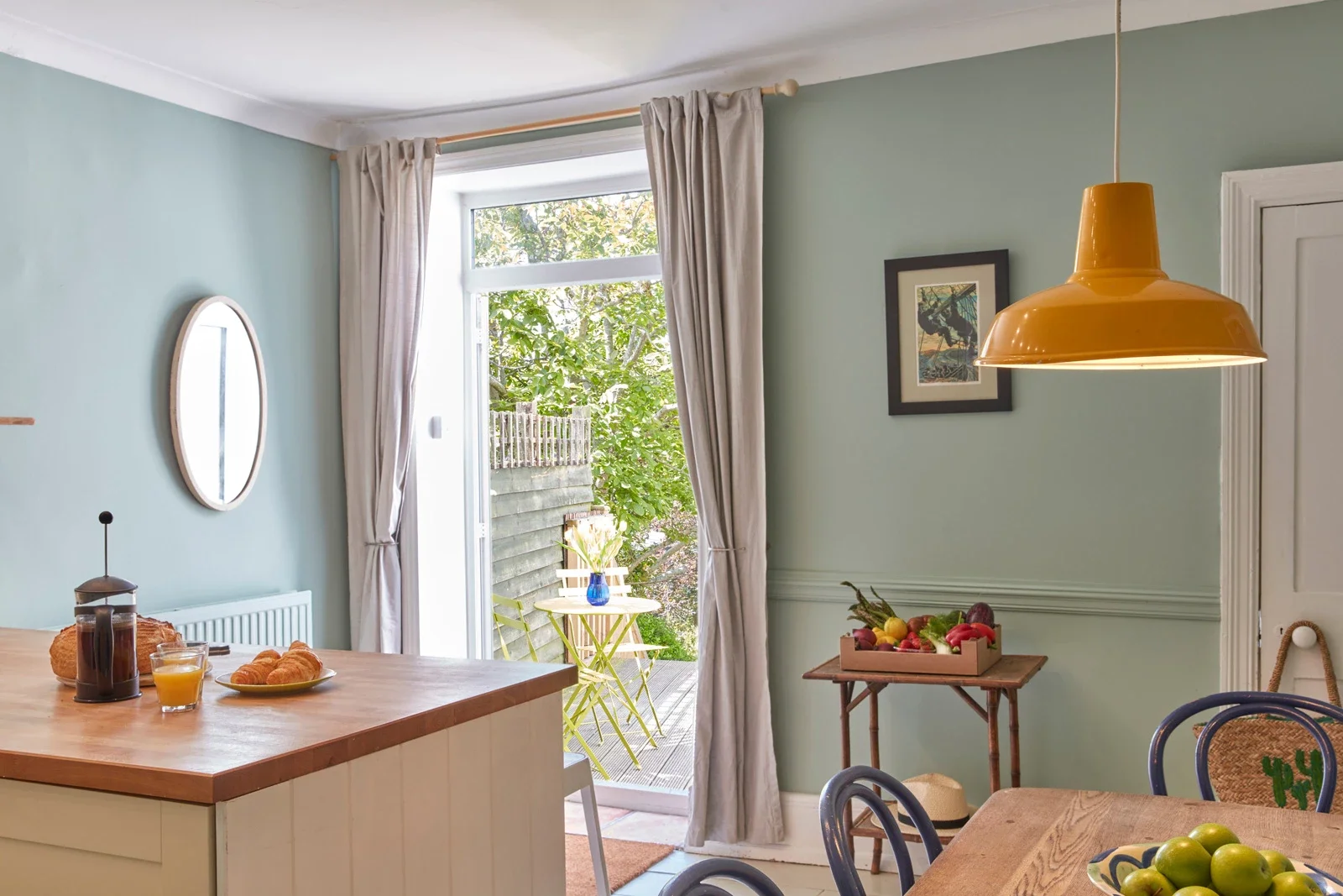 Flat Queen Street in Deal