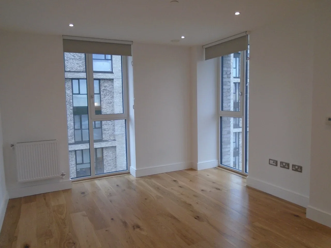 Flat Caxton Street North in Greater London