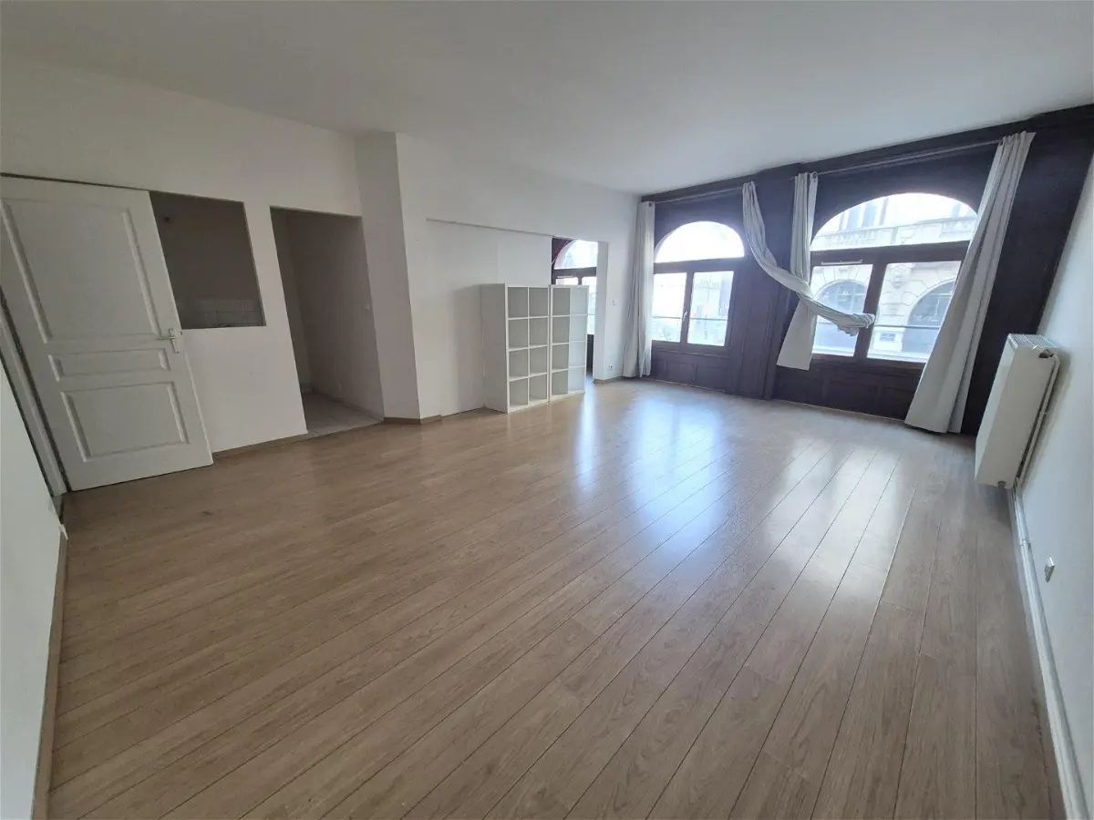 Flat Rue Gustave Delory in Lille