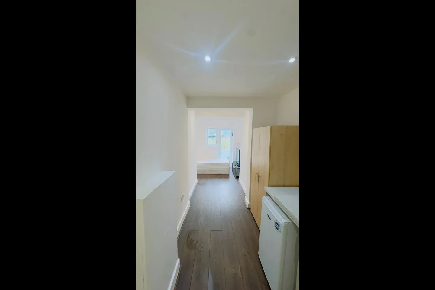 Room Spring Close in Greater London