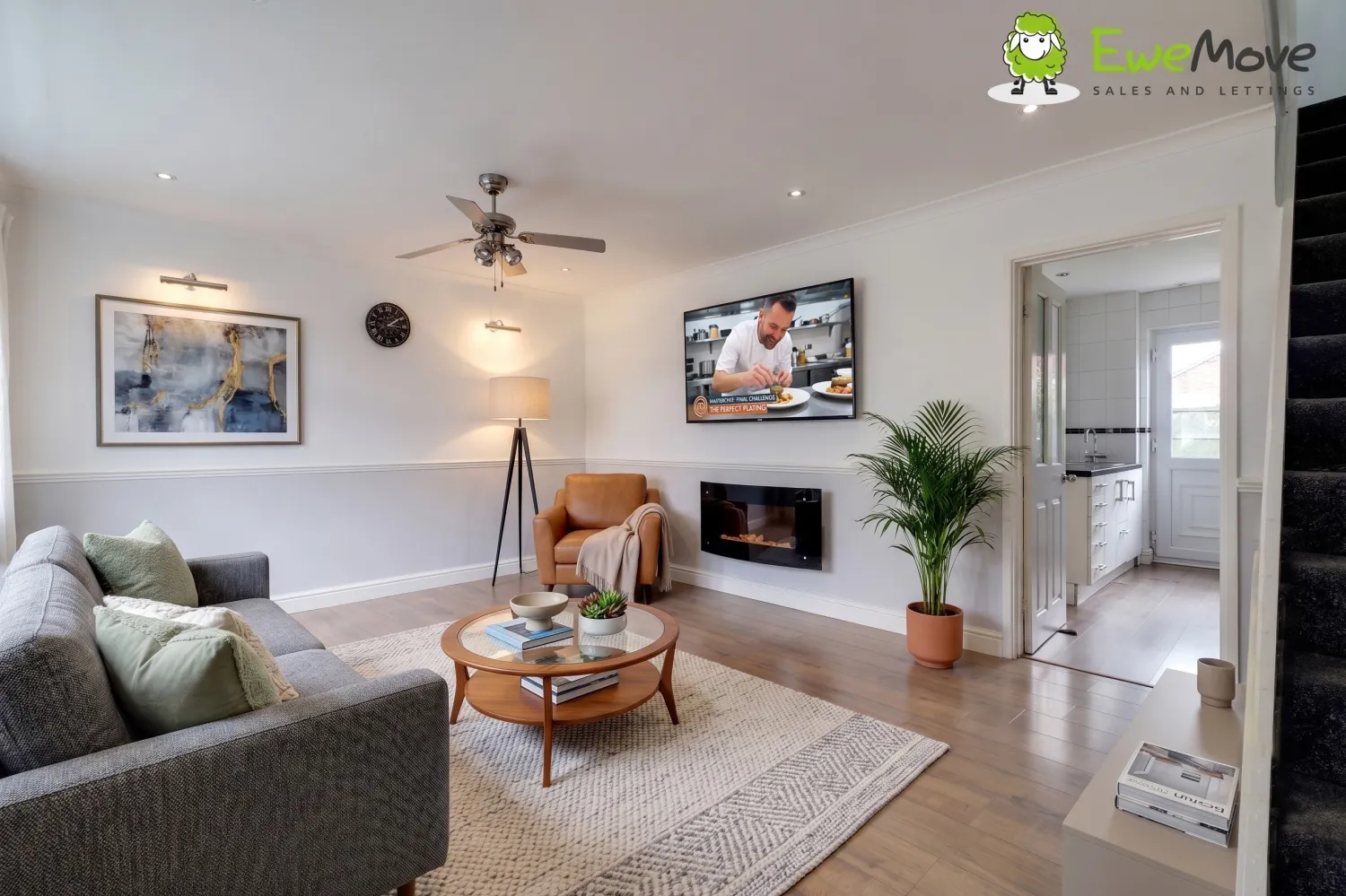 House Telscombe Way in Luton
