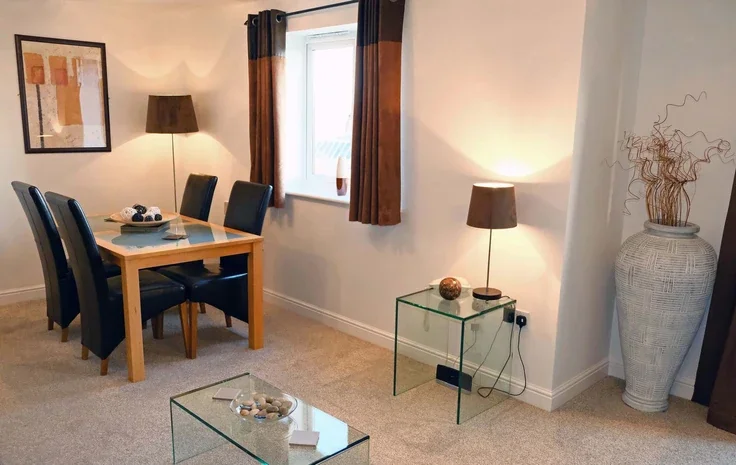 Flat Knightsbridge Court in Newcastle upon Tyne
