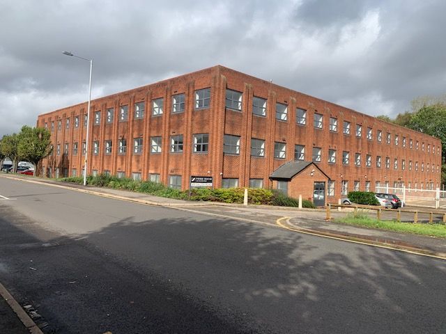 Flat Dallow Road in Luton