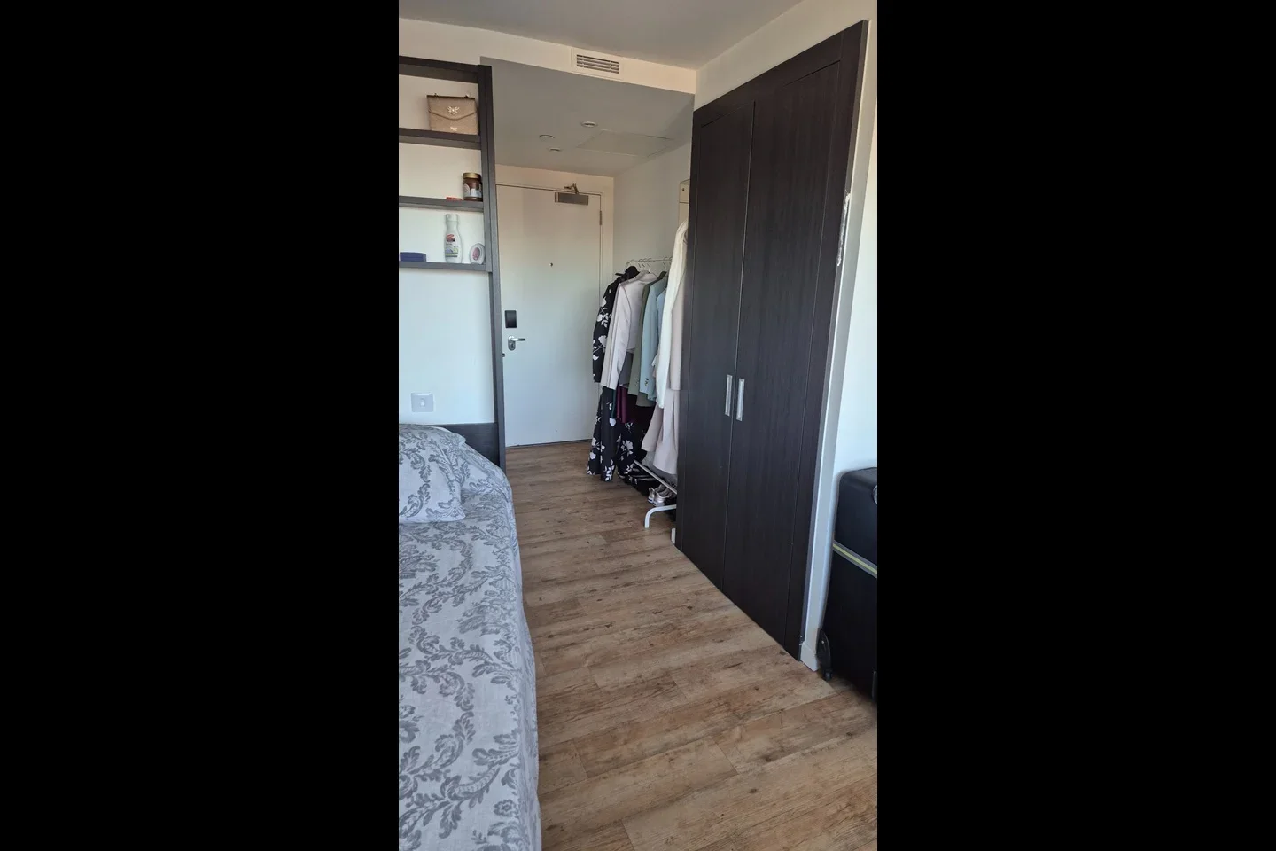 Room Westminster Bridge Road in Greater London