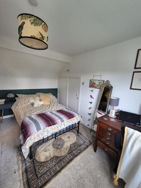 Room Main Street in East Calder