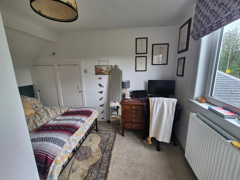 Room Main Street in East Calder
