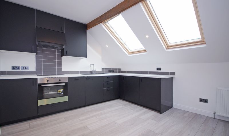 Flat Mayfield Grove in Harrogate